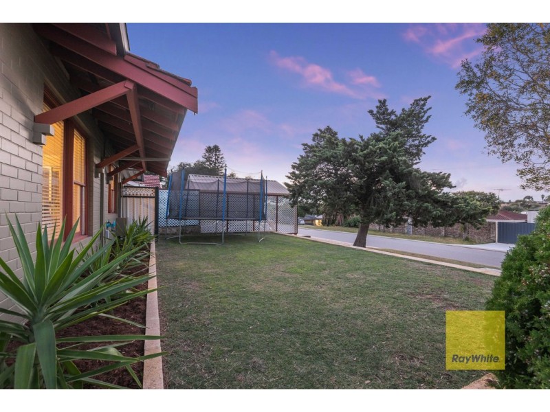 4 Wells Place, Padbury WA 6025