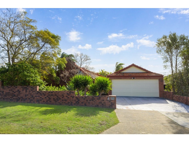 4 Peckham Crescent, Kingsley WA 6026