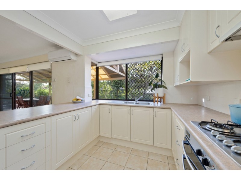 4 Peckham Crescent, Kingsley WA 6026