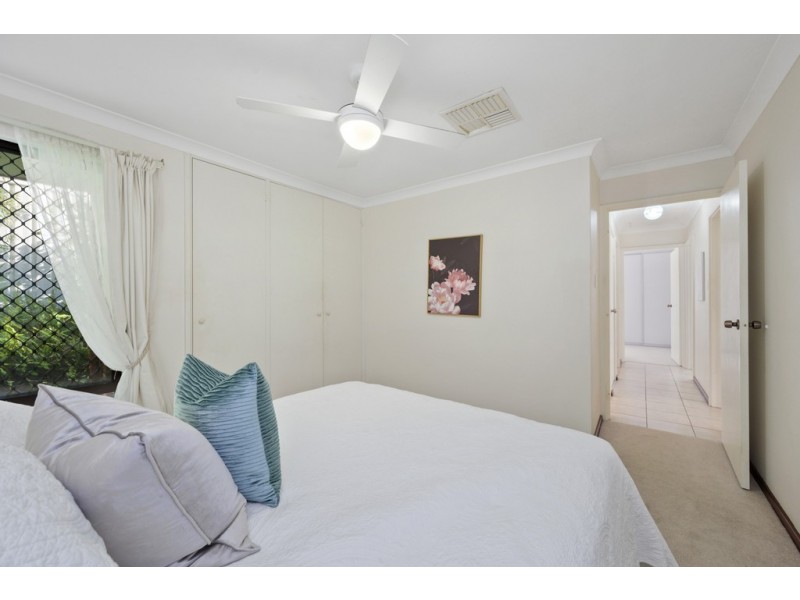 4 Peckham Crescent, Kingsley WA 6026