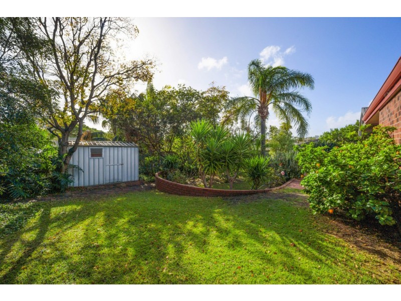 4 Peckham Crescent, Kingsley WA 6026