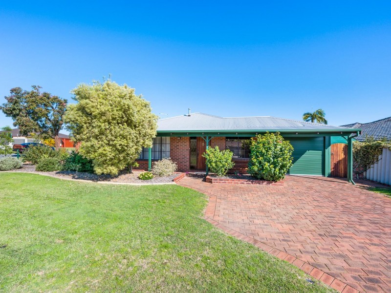 1 Elbury Court, Kingsley WA 6026