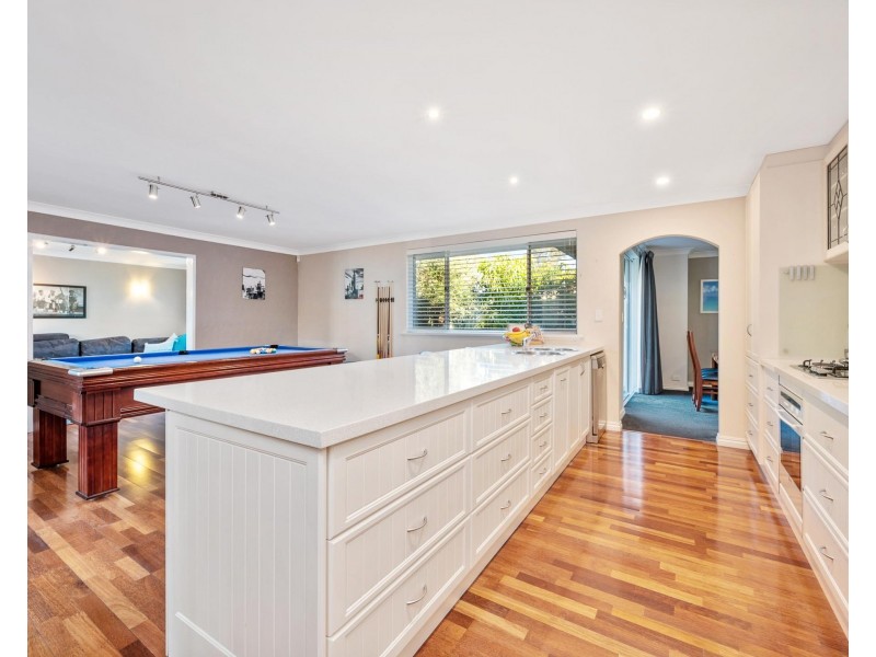 17 Ferncroft Way, Kingsley WA 6026