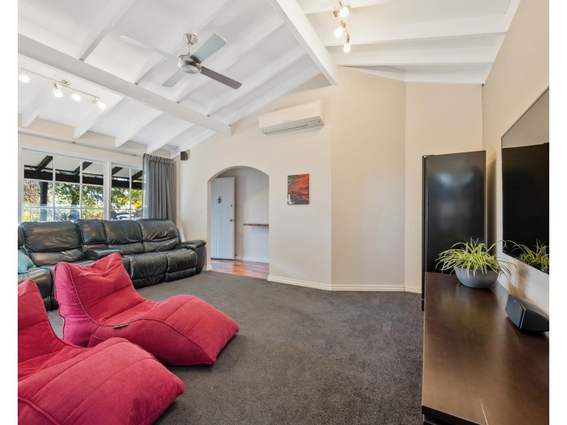 17 Ferncroft Way, Kingsley WA 6026