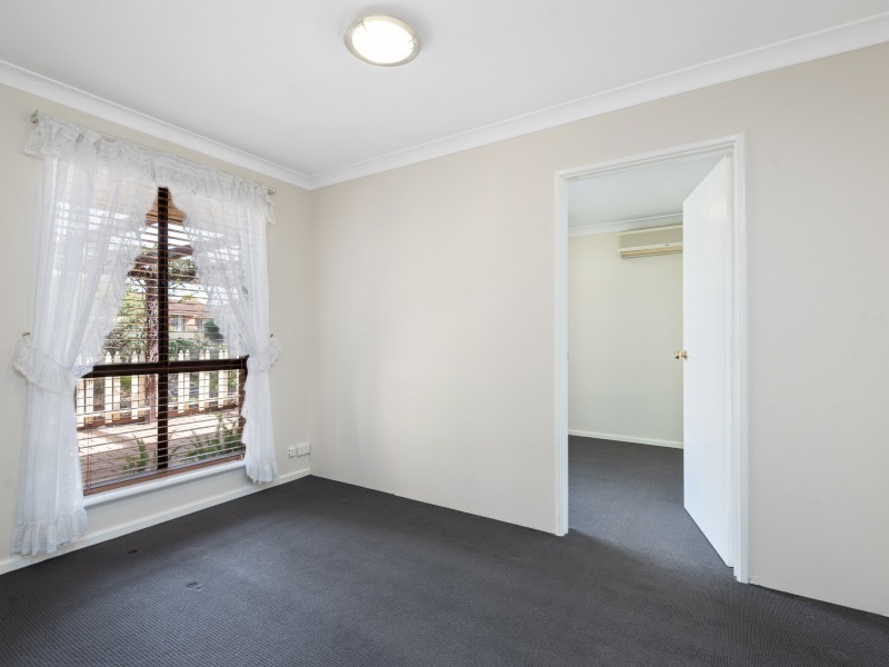 21 Calbourne Way, Kingsley WA 6026