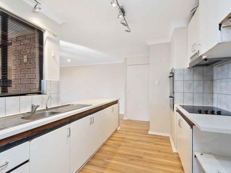 21 Calbourne Way, Kingsley WA 6026