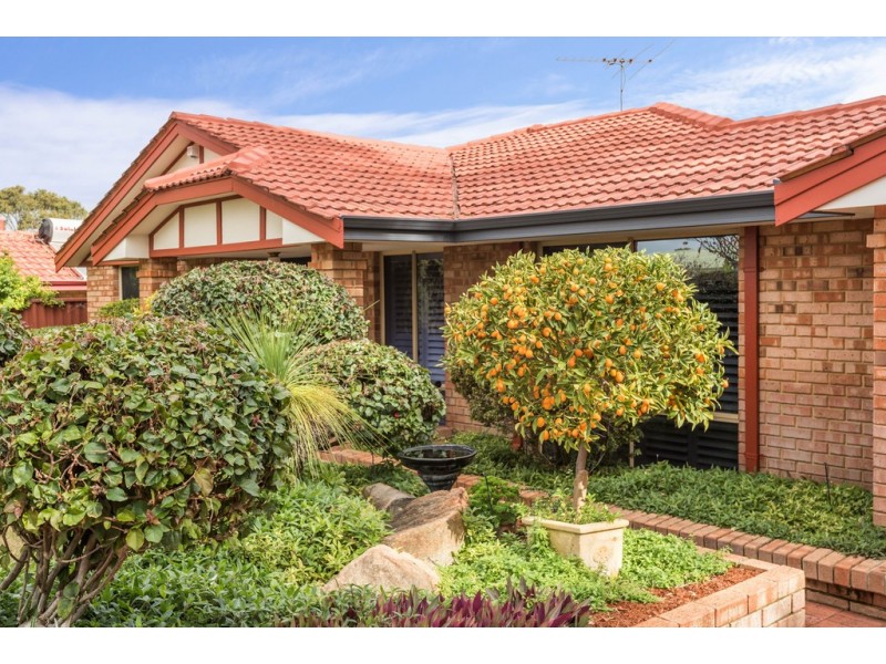 10 Angelina Court, Kingsley WA 6026