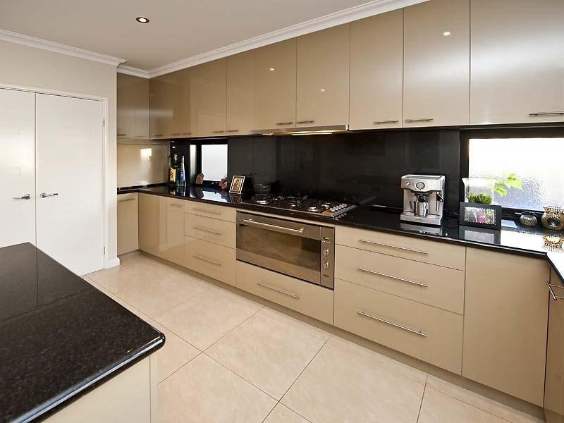 62a Balcombe Way, Westminster WA 6061