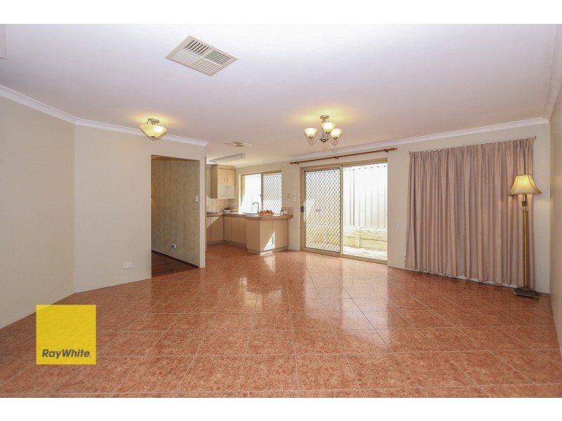 11 Teviot Place, Beechboro WA 6063