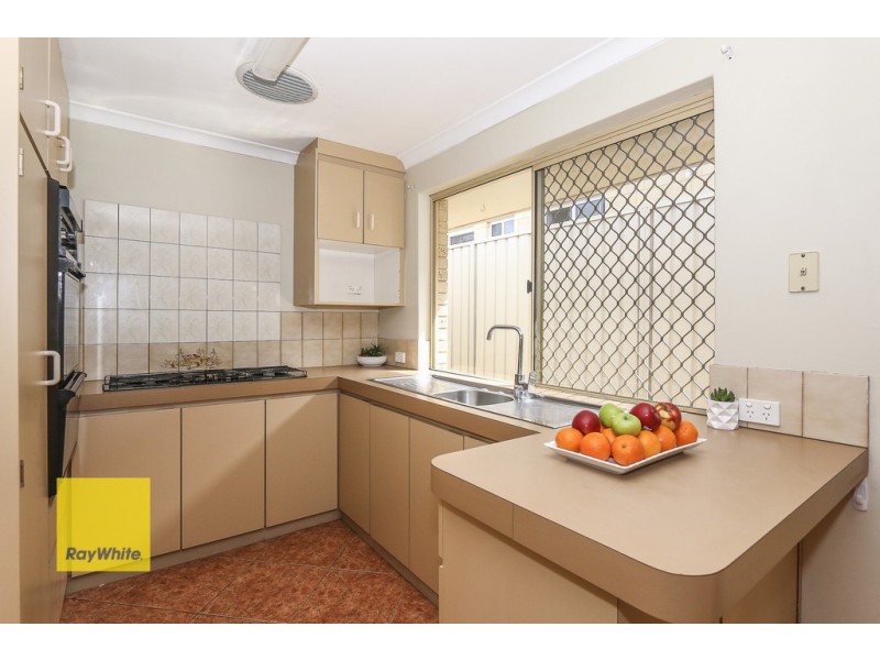 11 Teviot Place, Beechboro WA 6063