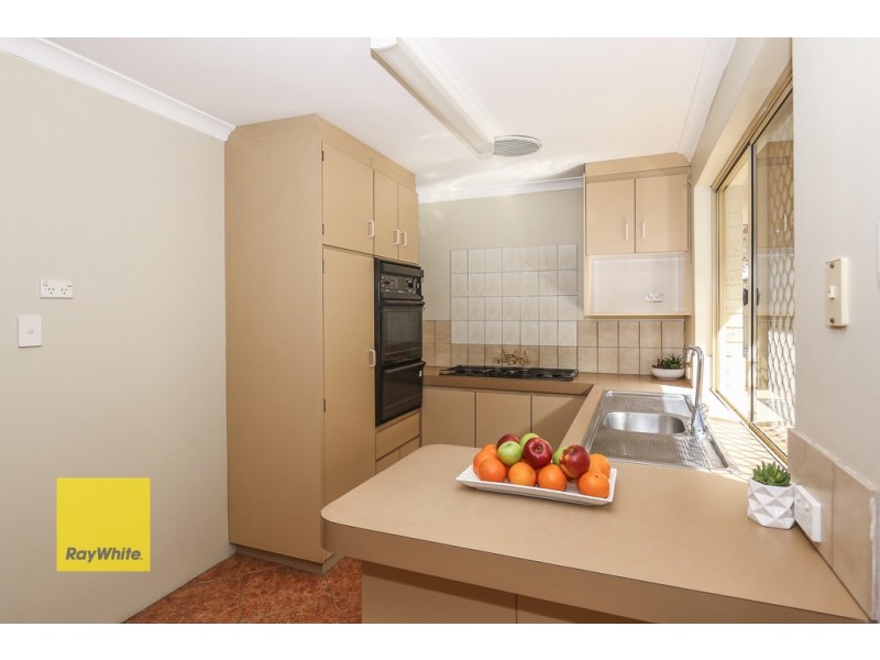 11 Teviot Place, Beechboro WA 6063