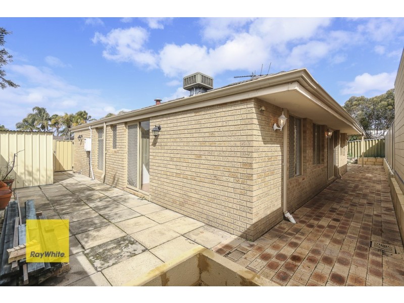 11 Teviot Place, Beechboro WA 6063