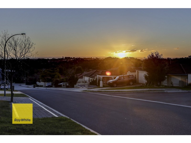 59 Kirkstall Drive, Hocking WA 6065