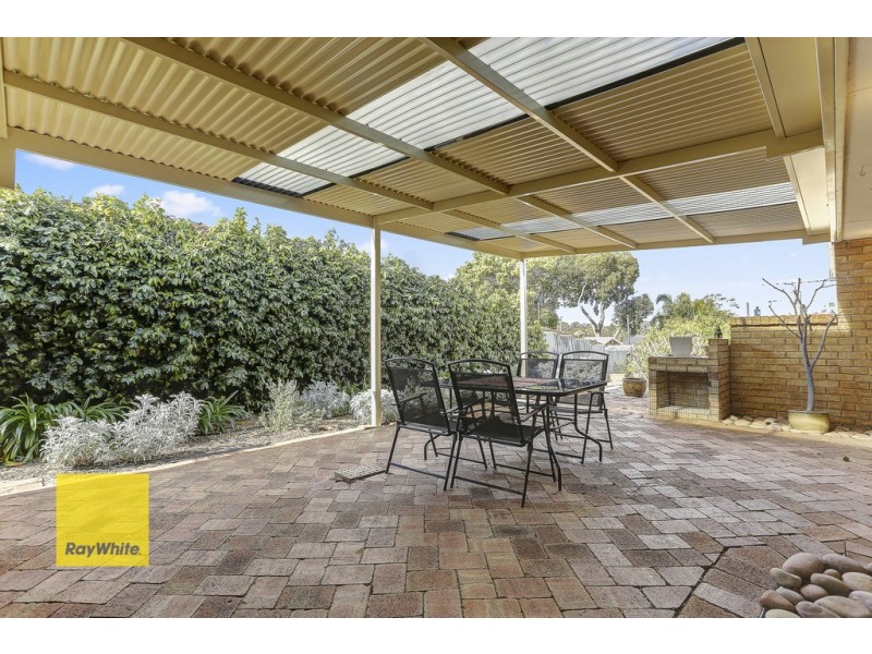 24 Glengarry Drive, Duncraig WA 6023