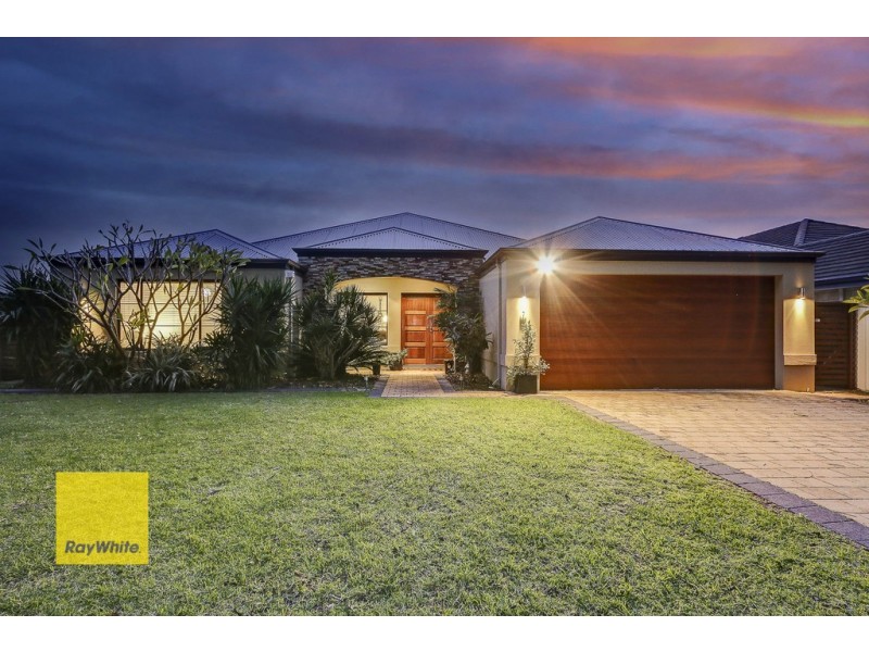 7 Russell Road, Madeley WA 6065