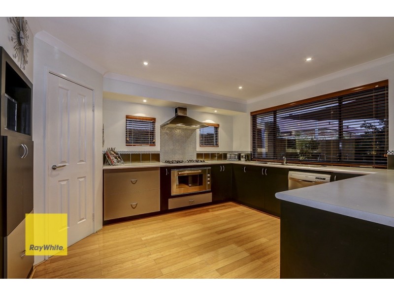 7 Russell Road, Madeley WA 6065