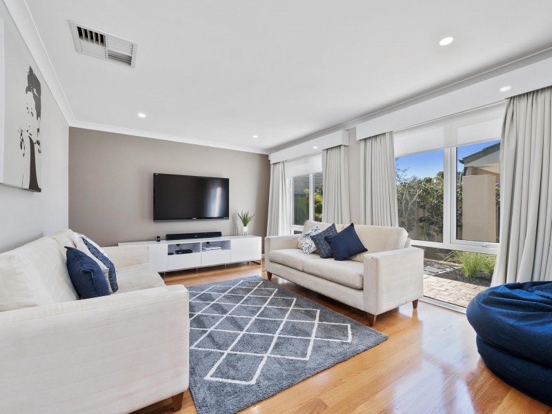 11 Alperton Court, Kingsley WA 6026