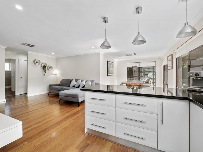 11 Alperton Court, Kingsley WA 6026