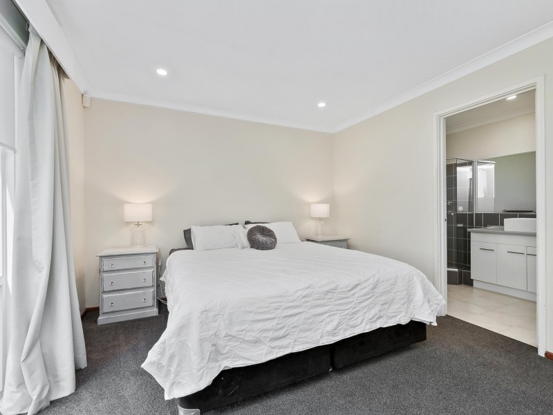 11 Alperton Court, Kingsley WA 6026