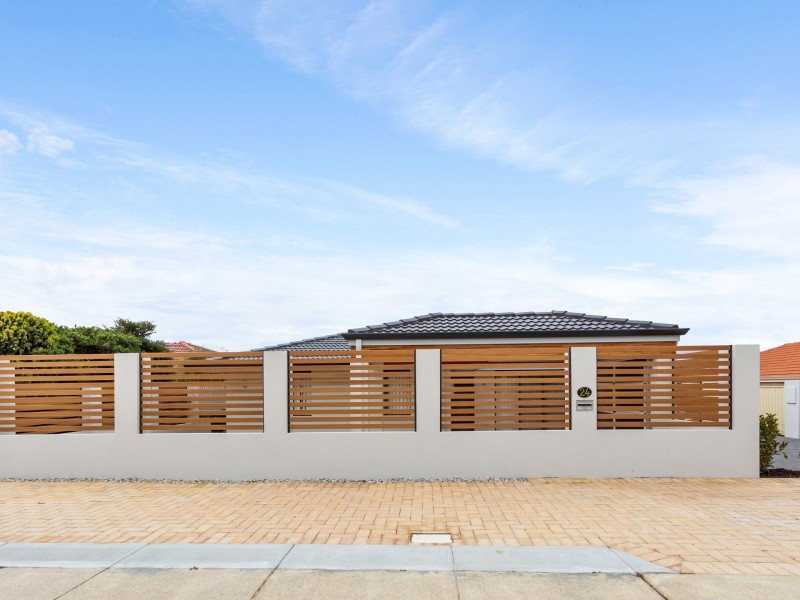 24 Harness Street, Kingsley WA 6026