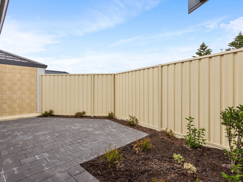 24 Harness Street, Kingsley WA 6026