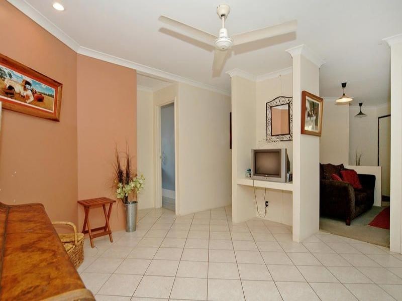 14 Drammen Elbow, Merriwa WA 6030