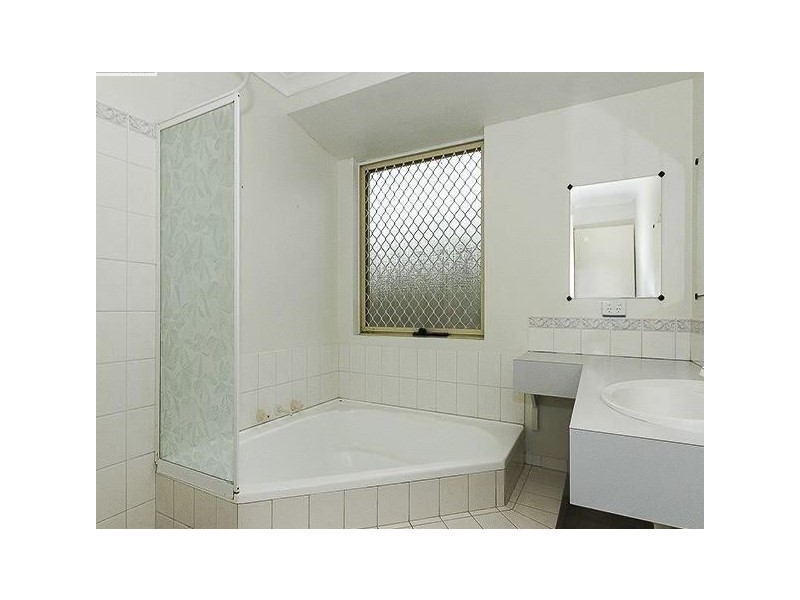 14 Drammen Elbow, Merriwa WA 6030