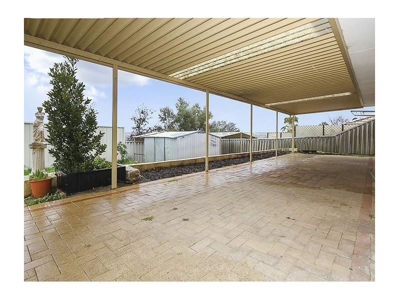 14 Drammen Elbow, Merriwa WA 6030
