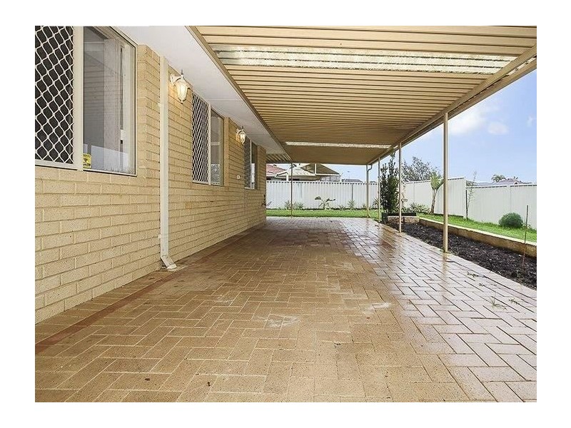 14 Drammen Elbow, Merriwa WA 6030