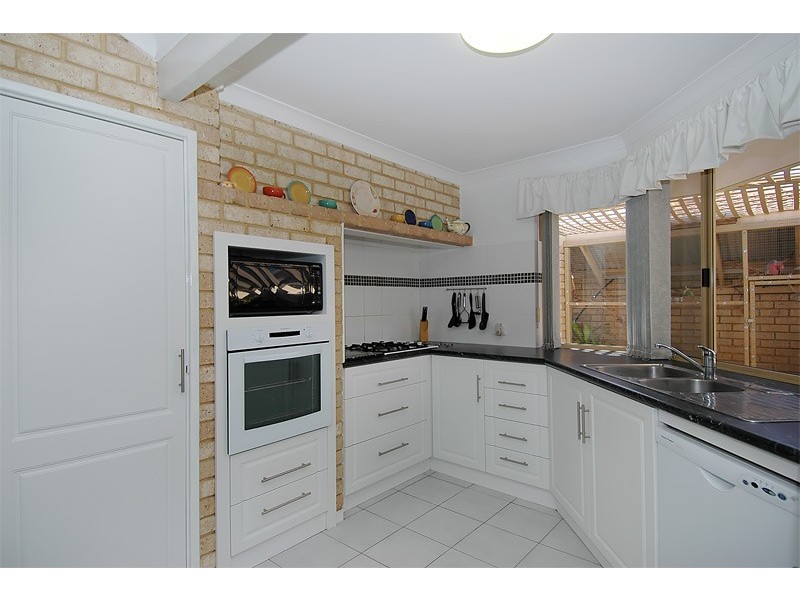 6 SEASIDE GARDENS, Mullaloo WA 6027