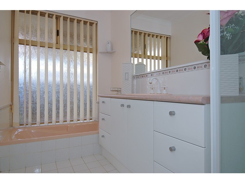 6 SEASIDE GARDENS, Mullaloo WA 6027