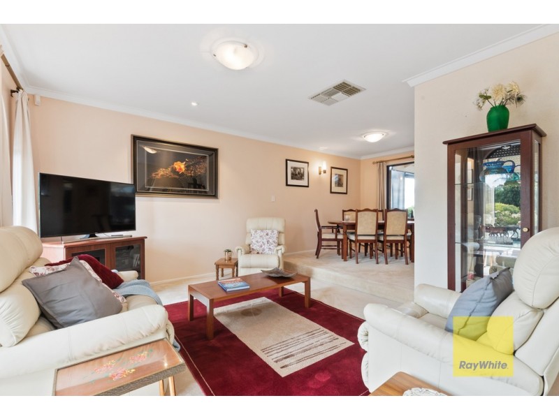 2 Poimena Mews, Kingsley WA 6026