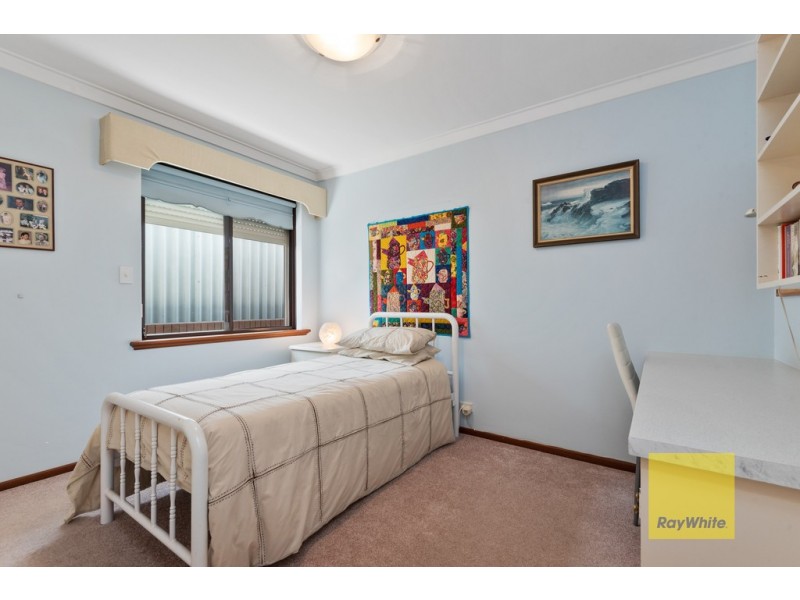 2 Poimena Mews, Kingsley WA 6026