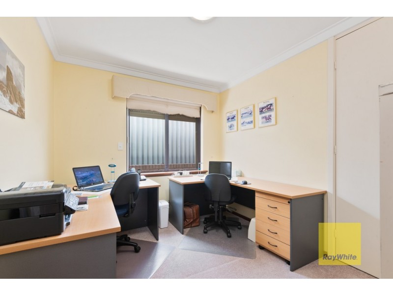 2 Poimena Mews, Kingsley WA 6026