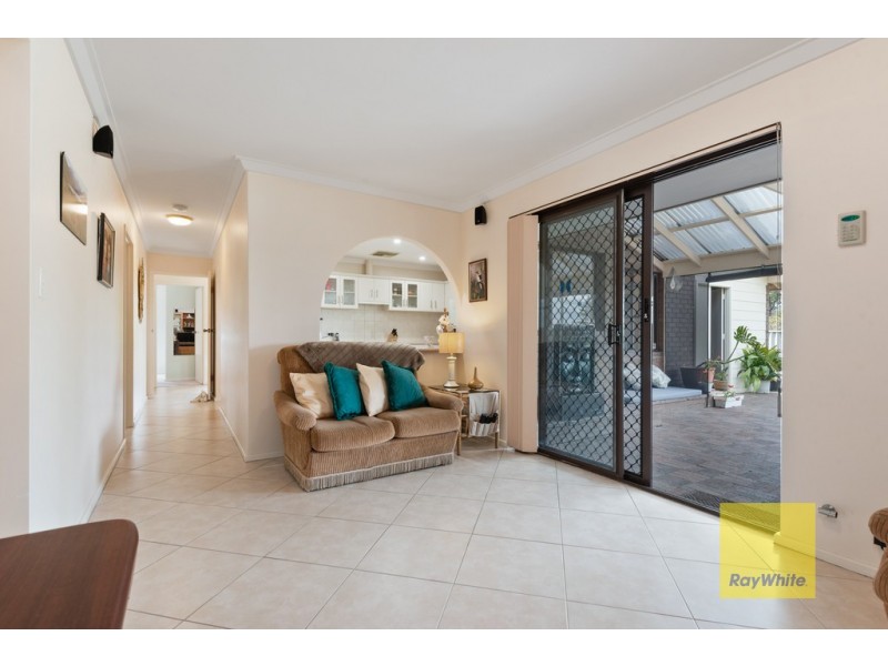 2 Poimena Mews, Kingsley WA 6026