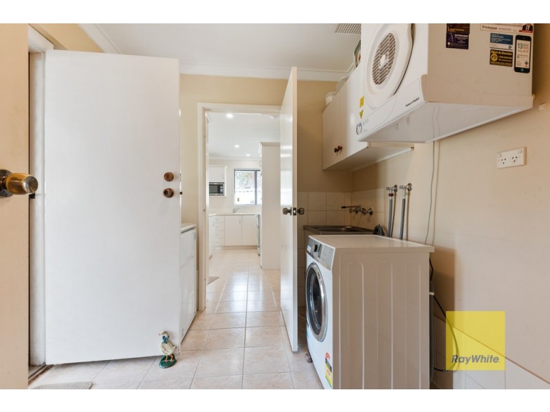 2 Poimena Mews, Kingsley WA 6026