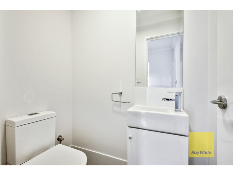 1/12 Twickenham Drive, Kingsley WA 6026