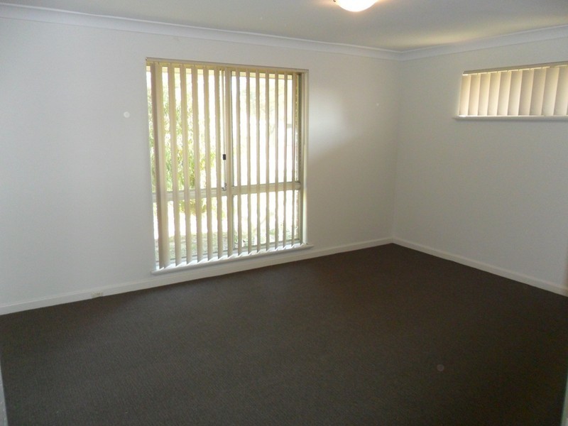 13 Dutton Crescent, Hamersley WA 6022