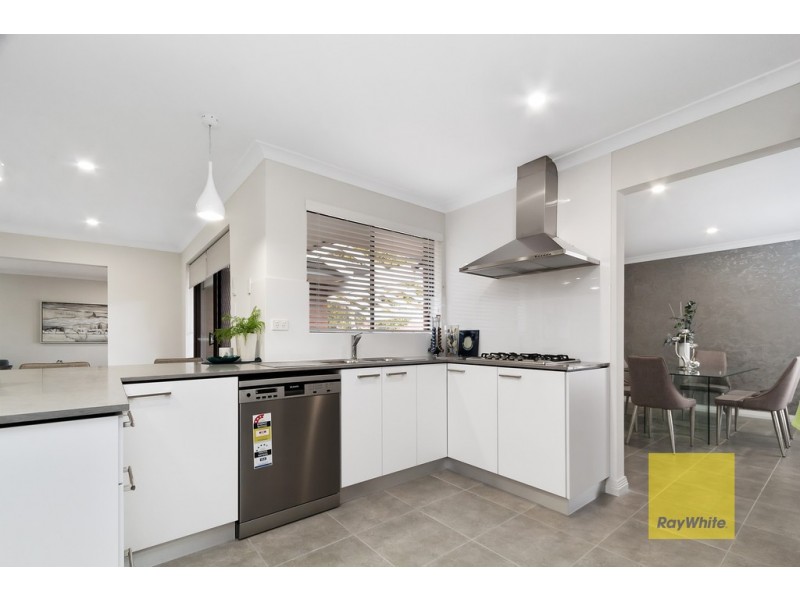 15 New Cross Road, Kingsley WA 6026