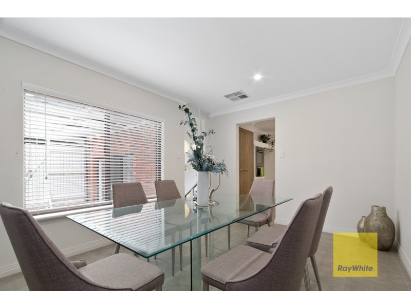 15 New Cross Road, Kingsley WA 6026