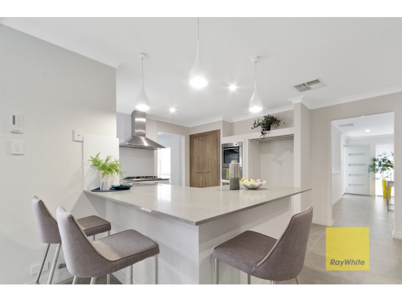 15 New Cross Road, Kingsley WA 6026