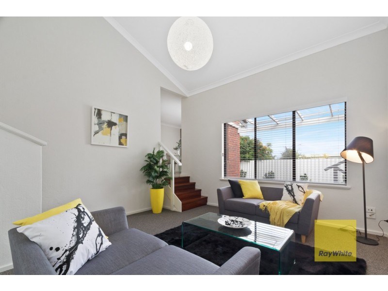 15 New Cross Road, Kingsley WA 6026