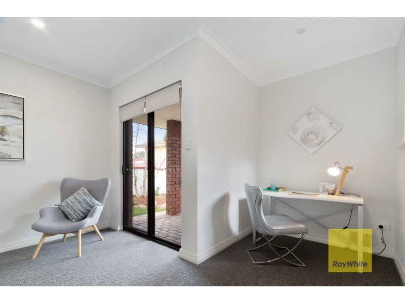 15 New Cross Road, Kingsley WA 6026