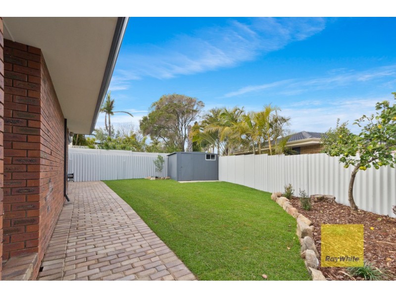 15 New Cross Road, Kingsley WA 6026