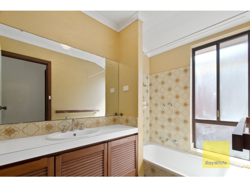 25 Claygate Way, Kingsley WA 6026