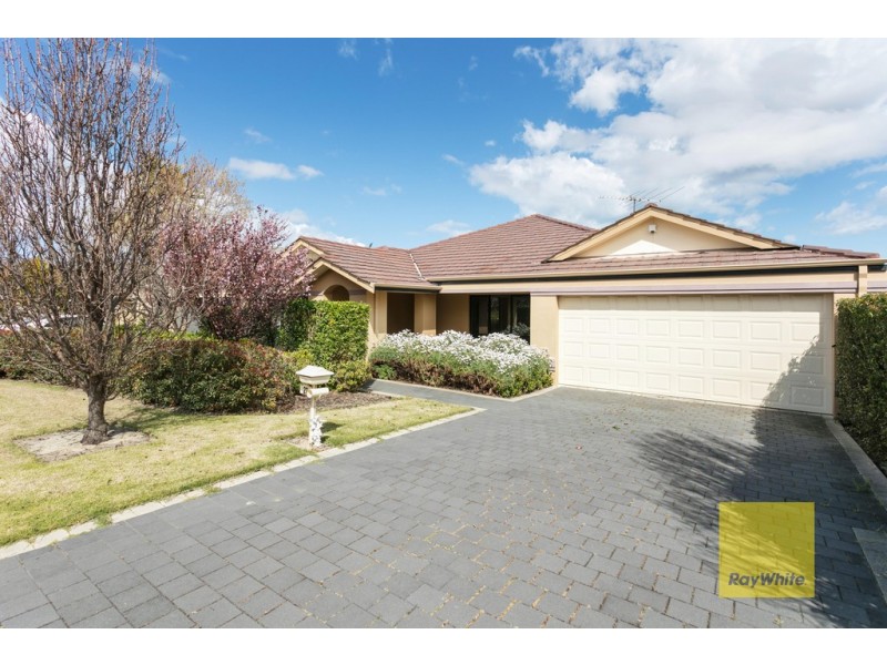 27 Lavender Chase, Darch WA 6065
