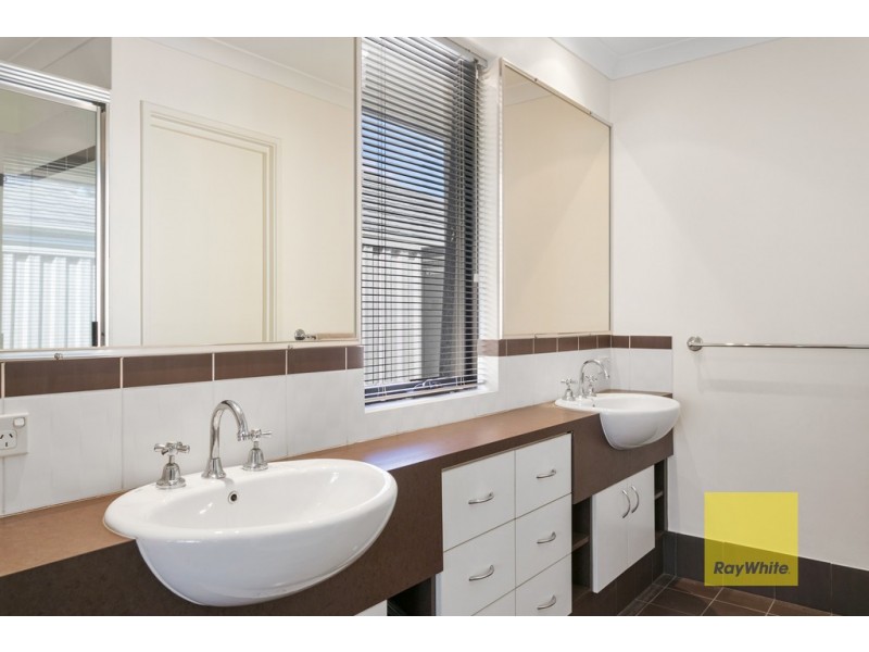 27 Lavender Chase, Darch WA 6065