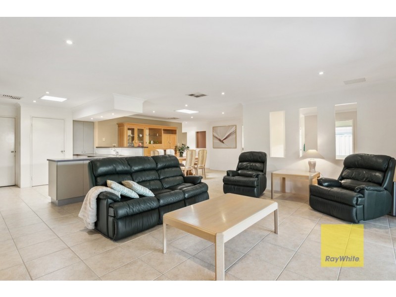 27 Lavender Chase, Darch WA 6065