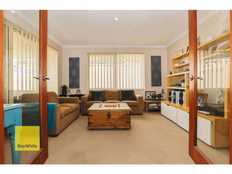 35 Feakle Bend, Ridgewood WA 6030