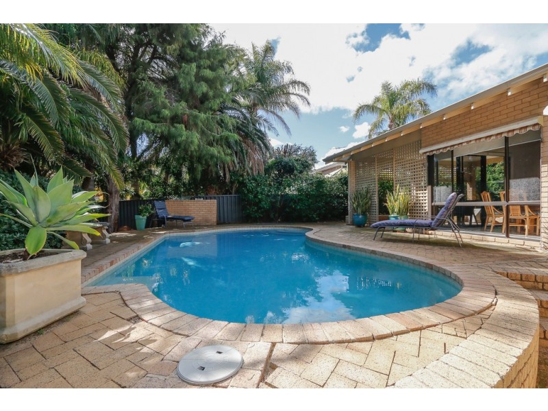 64 Sycamore Drive, Duncraig WA 6023